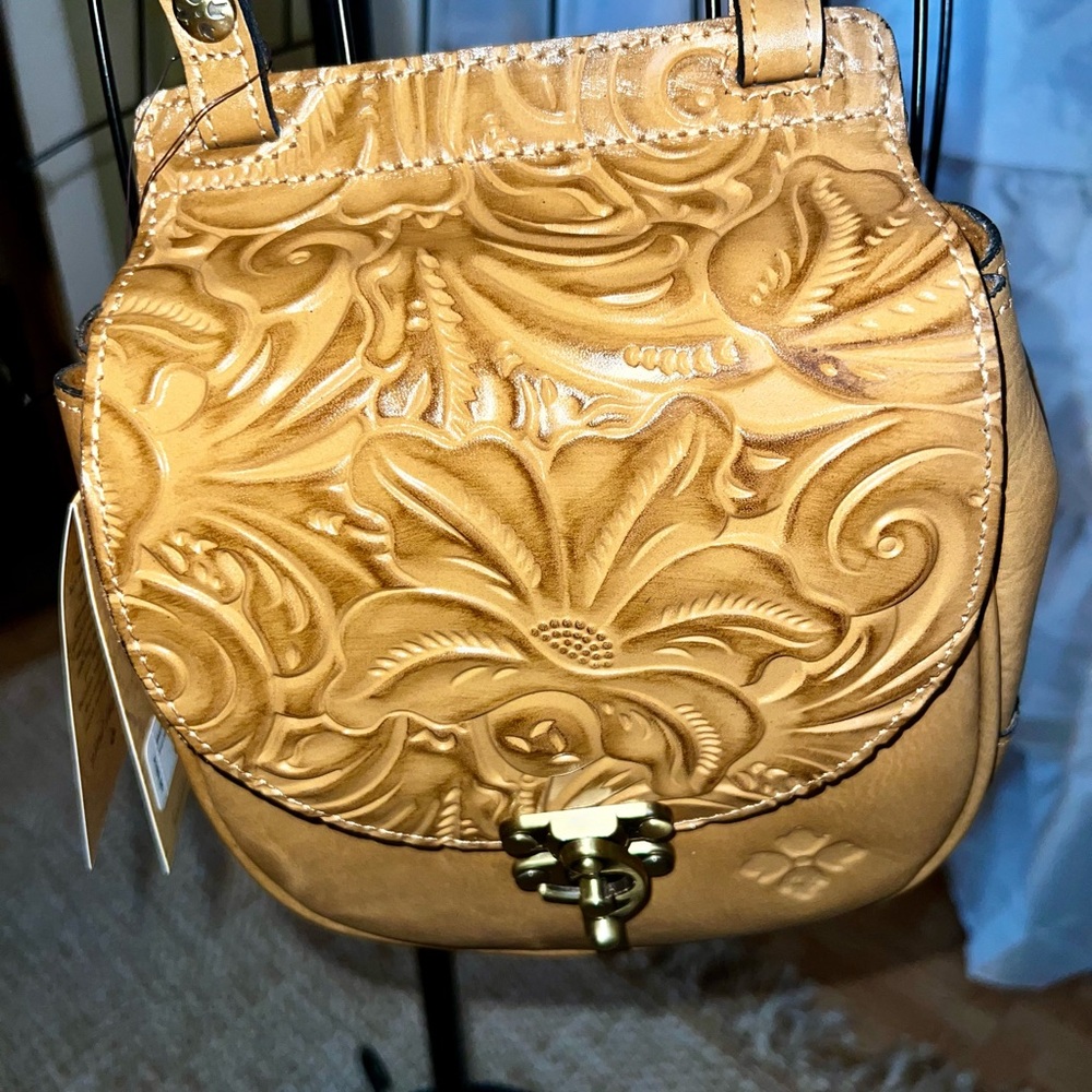 New with tags Patricia Nash Crossbody and card holder Combo